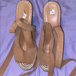 Never Worn Joie Suede Espadrilles Tan Sz 41